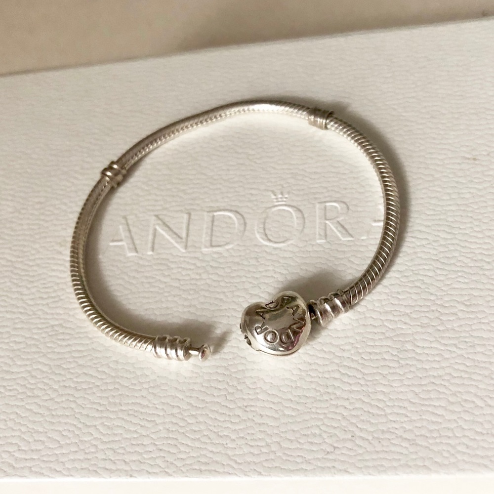 Pandora bracelet heart clasp